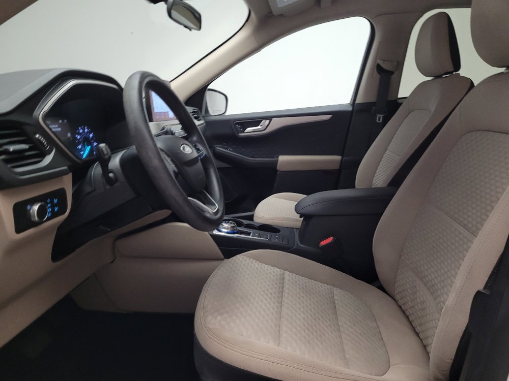 Used 2020 Ford Escape SE FWD image 17