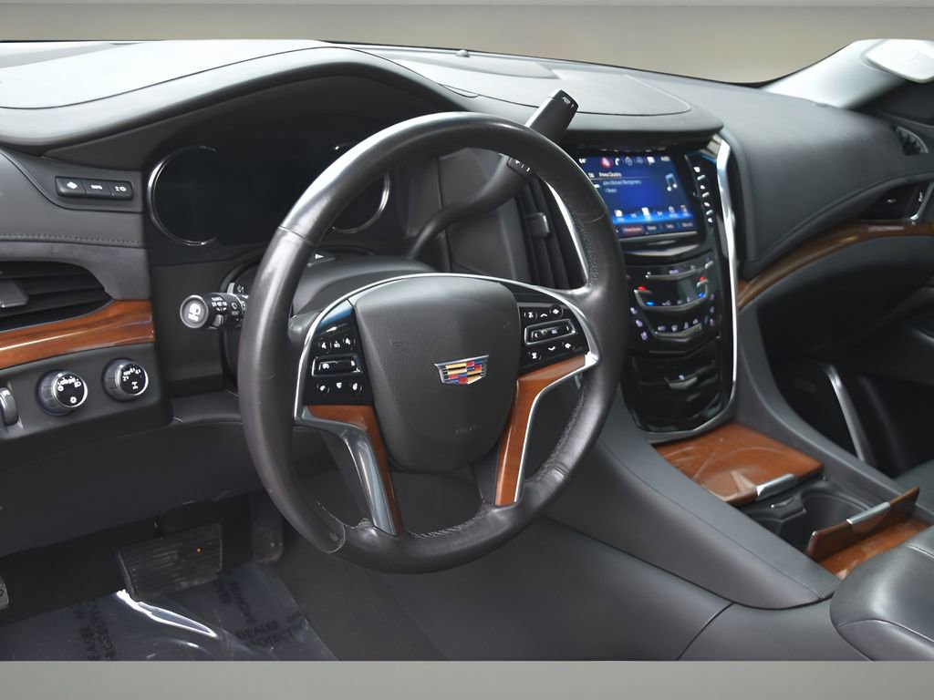 Used 2019 Cadillac Escalade ESV Luxury image 13