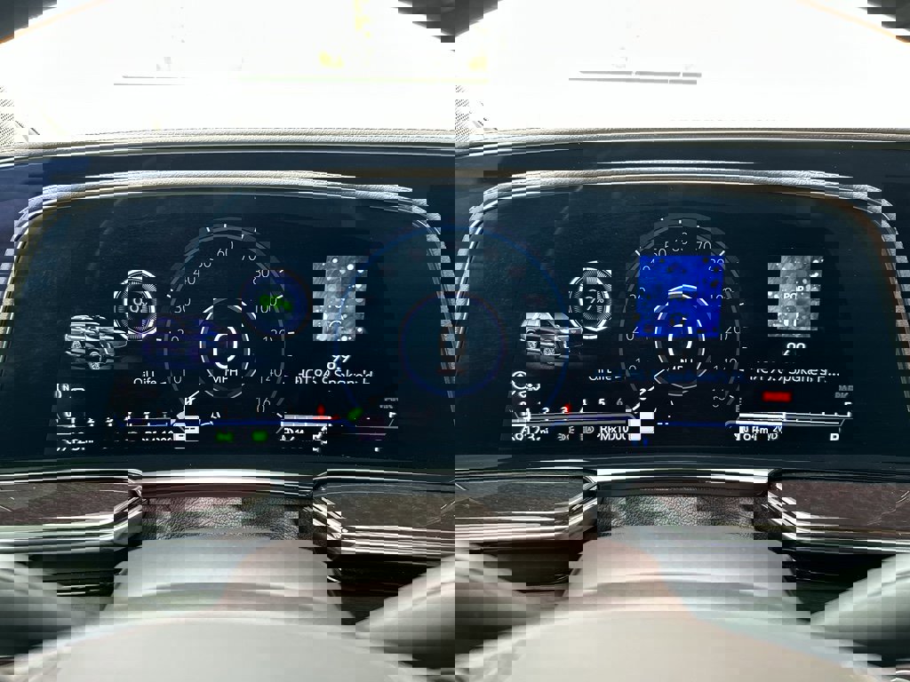 Used 2022 Cadillac Escalade Premium Luxury Platinum w/ Heavy-Duty Trailer Package image 27