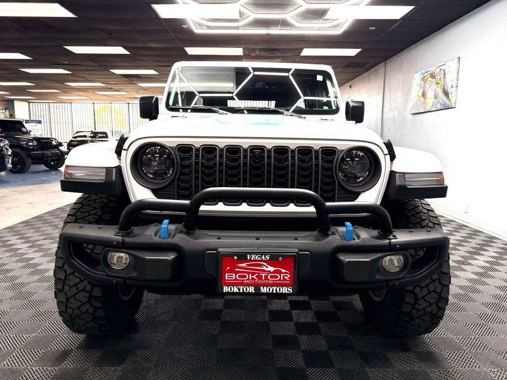 Used 2023 Jeep Wrangler Unlimited Rubicon 4xe AWD/4WD image 3