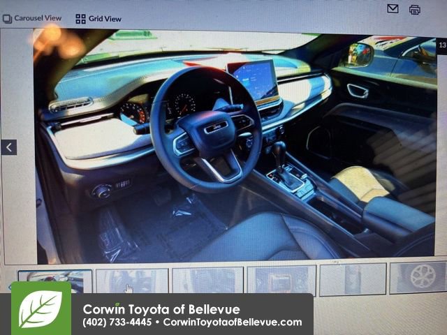 Used 2024 Jeep Compass Latitude AWD/4WD image 8