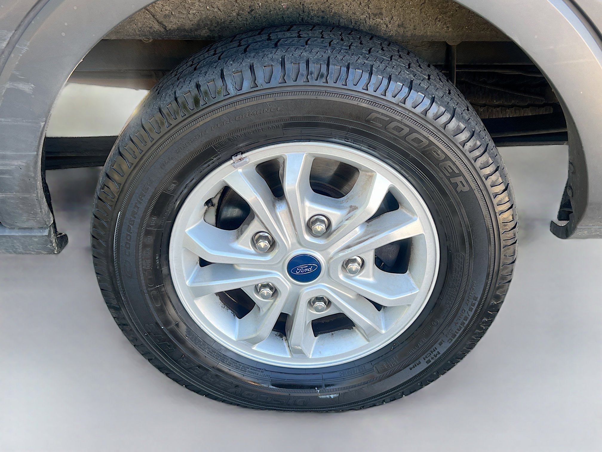Used 2023 Ford Transit 350 XLT RWD image 13