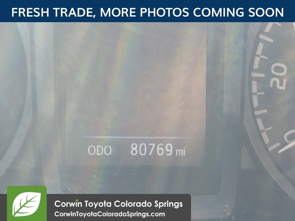 Used 2018 Toyota Tacoma TRD Sport w/ TRD Premium Sport Package AWD/4WD image 14