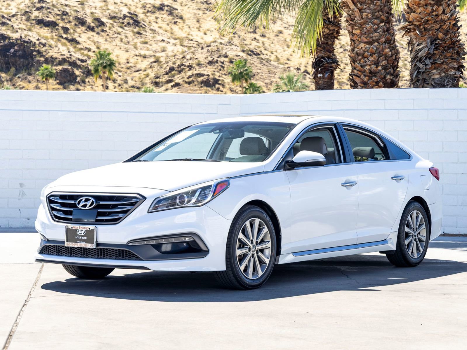 Used 2017 Hyundai Sonata Limited w/ Ultimate Package 04 image 5