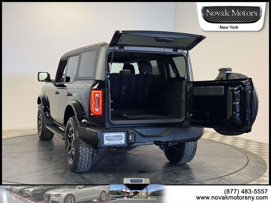 Used 2023 Ford Bronco Outer Banks AWD/4WD image 6