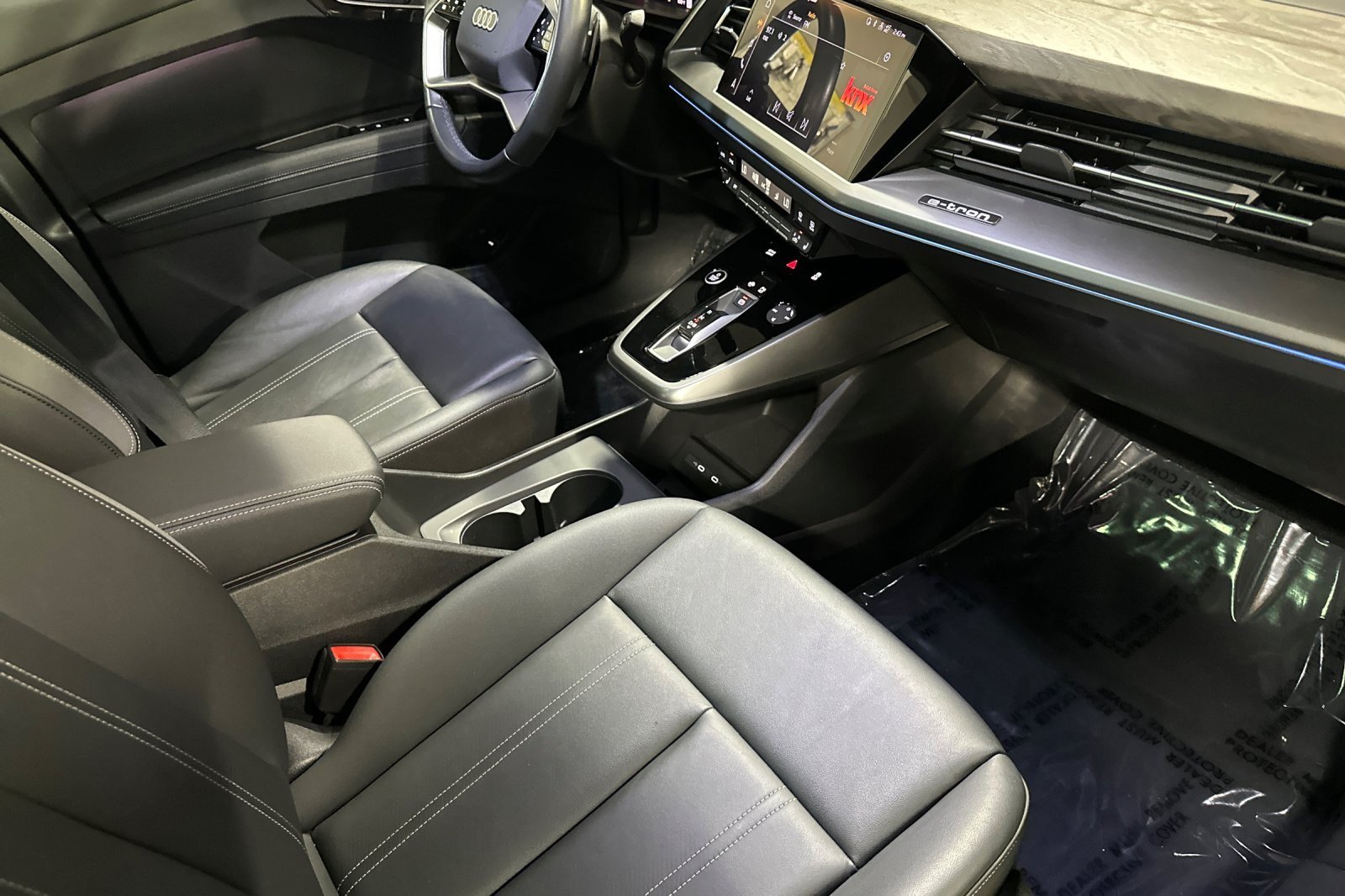 Used 2023 Audi Q4 e-tron Premium Plus AWD/4WD image 15