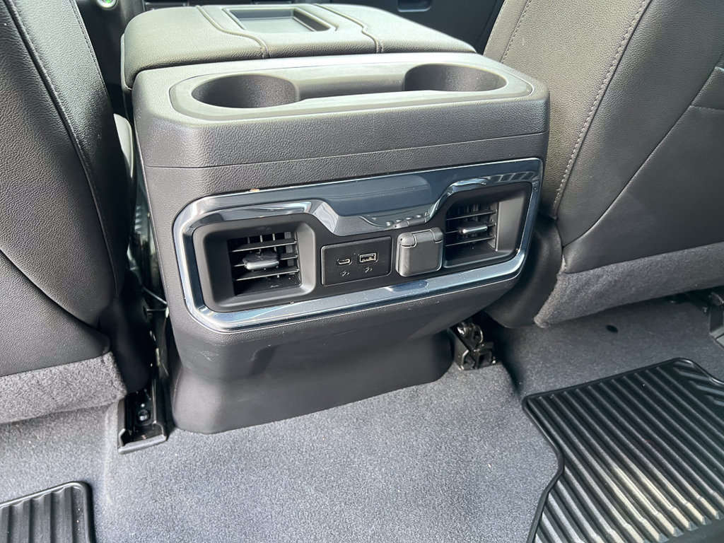 Used 2022 Chevrolet Silverado 1500 LTZ w/ LTZ Premium Package AWD/4WD image 37