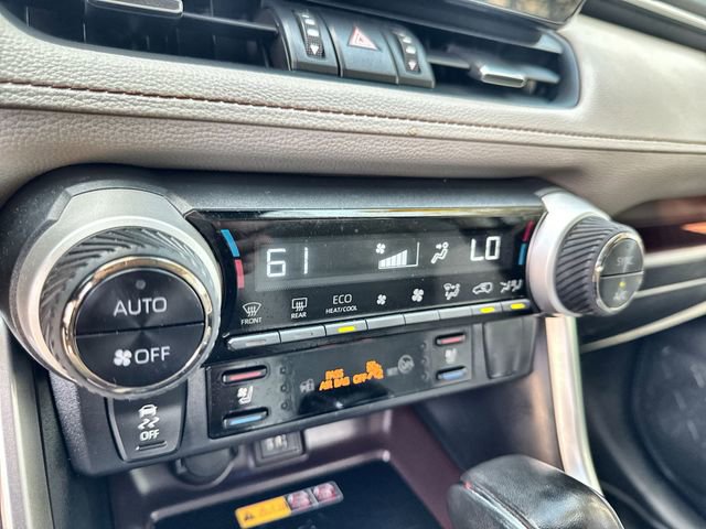 Used 2023 Toyota RAV4 Limited image 27