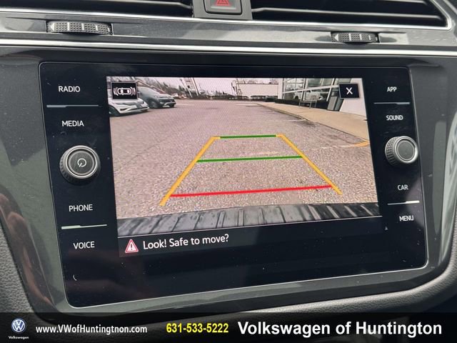 Certified 2023 Volkswagen Tiguan SE R-Line image 25