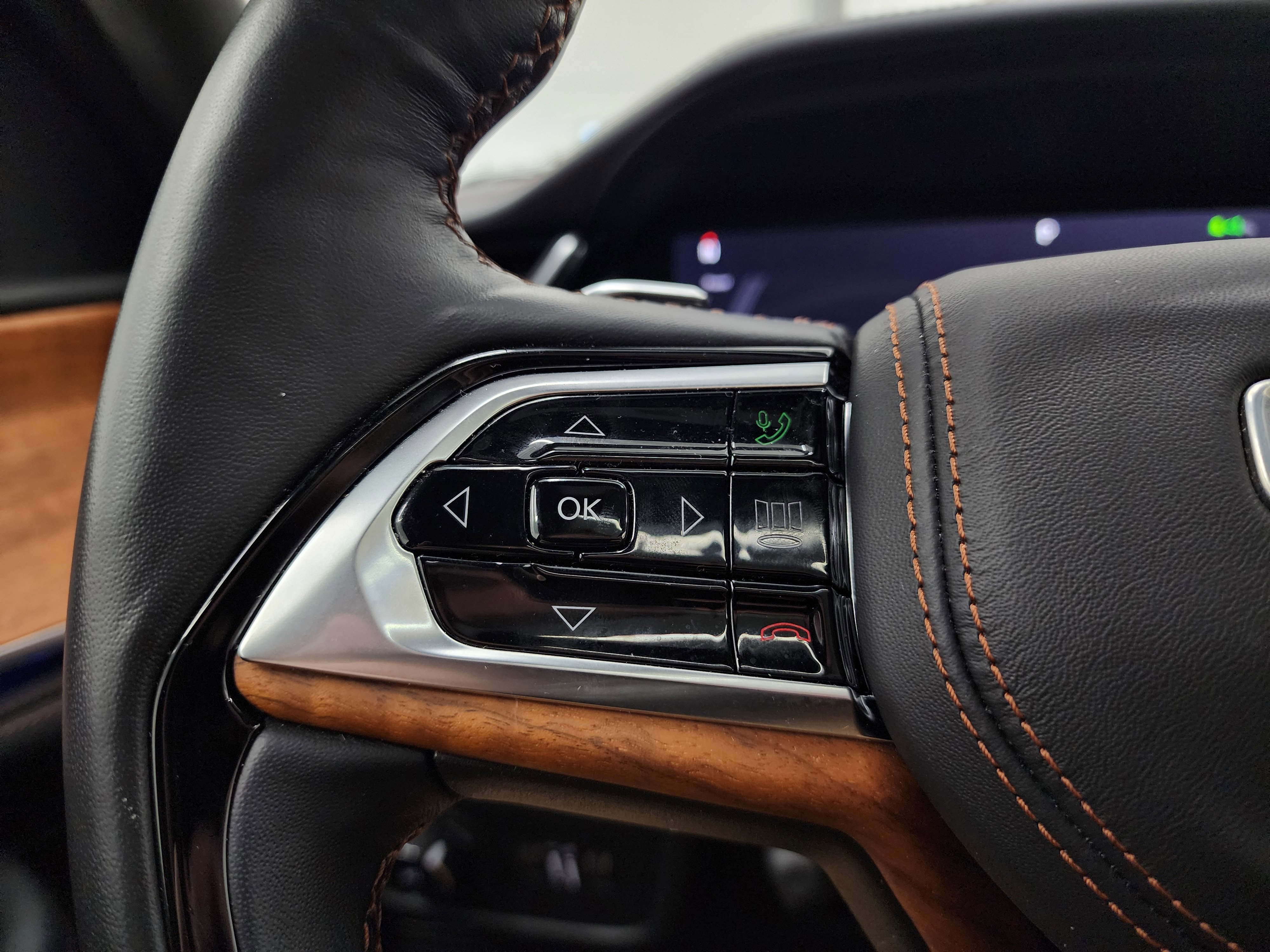 Used 2022 Jeep Grand Cherokee Summit image 17