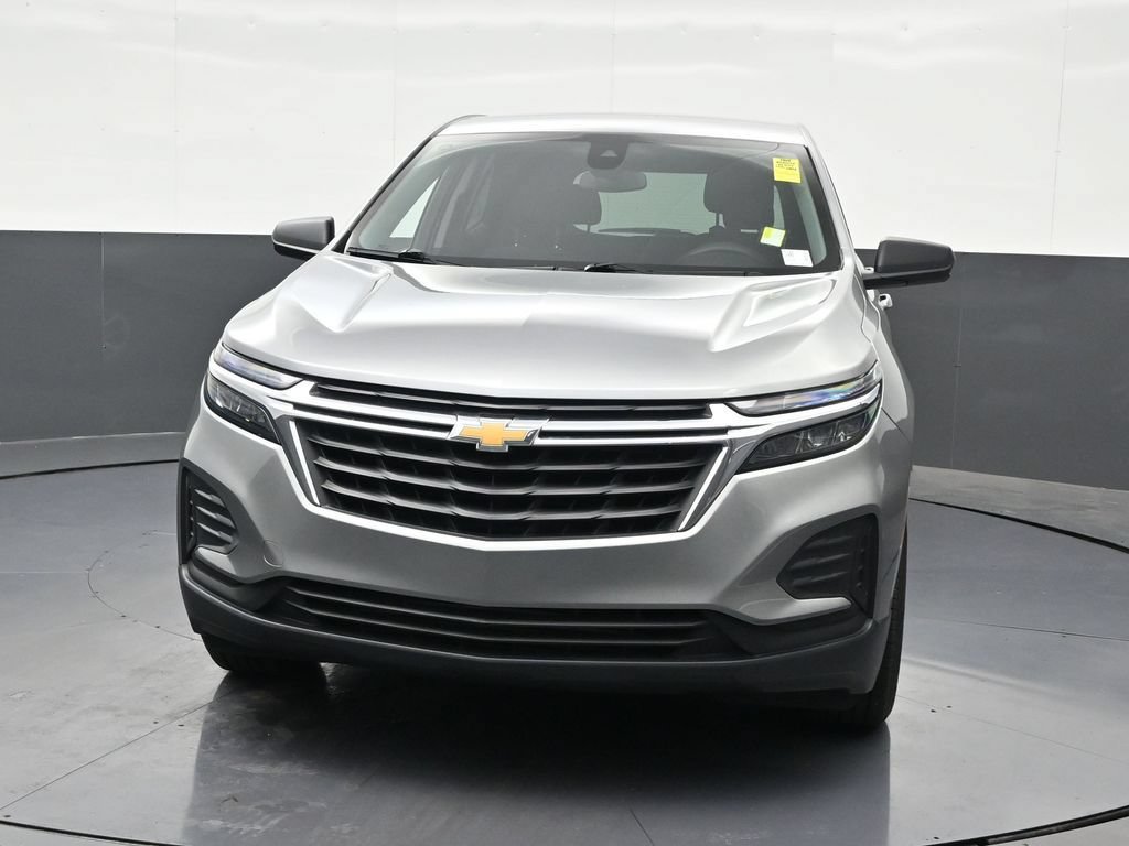 Used 2023 Chevrolet Equinox LS w/ LS Convenience Package FWD image 9
