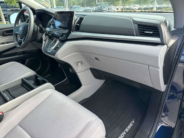 Used 2022 Honda Odyssey EX image 17