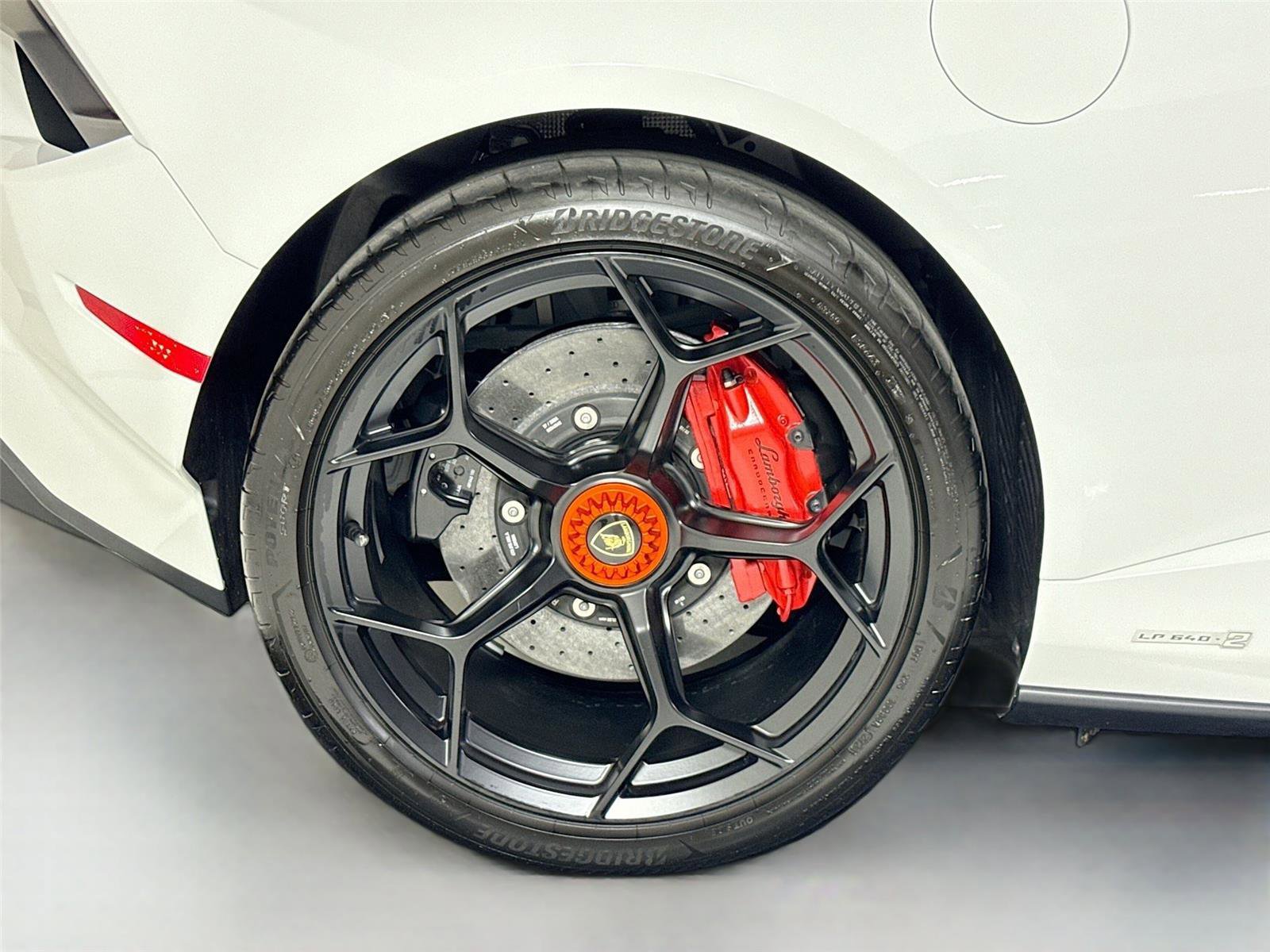 Used 2024 Lamborghini Huracan Tecnica image 34