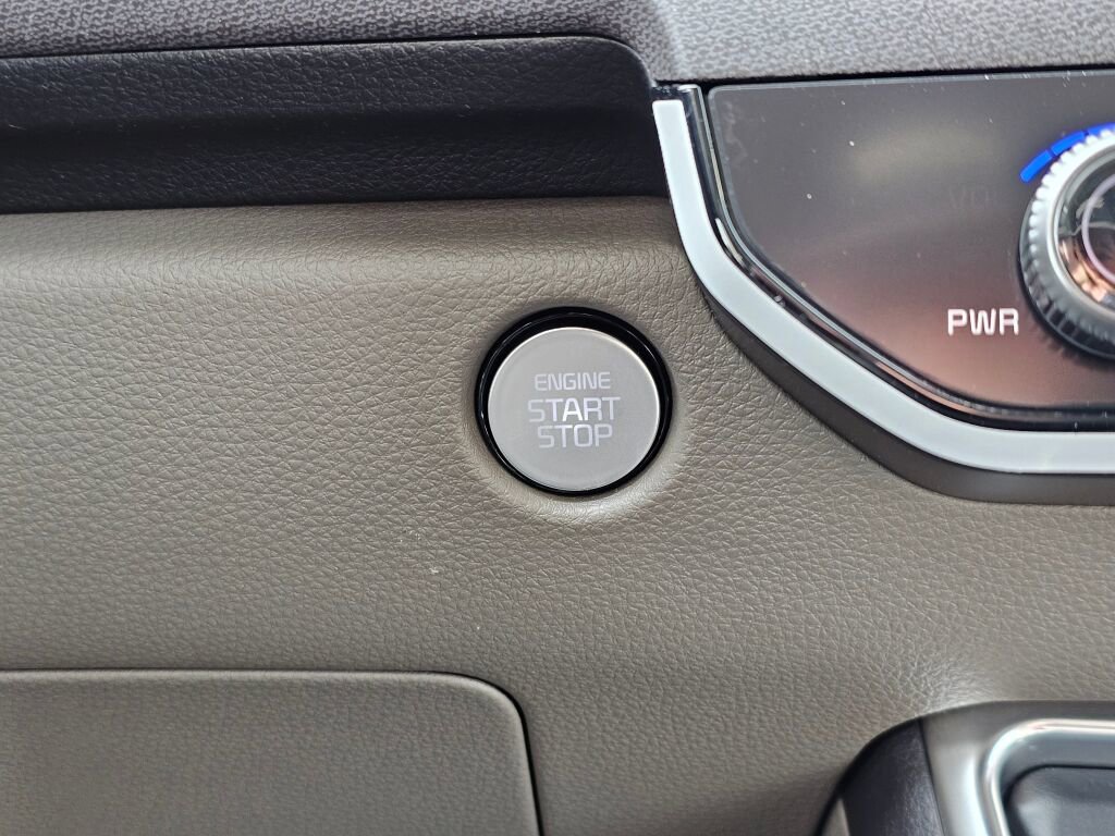 New 2026 Kia Carnival EX image 17