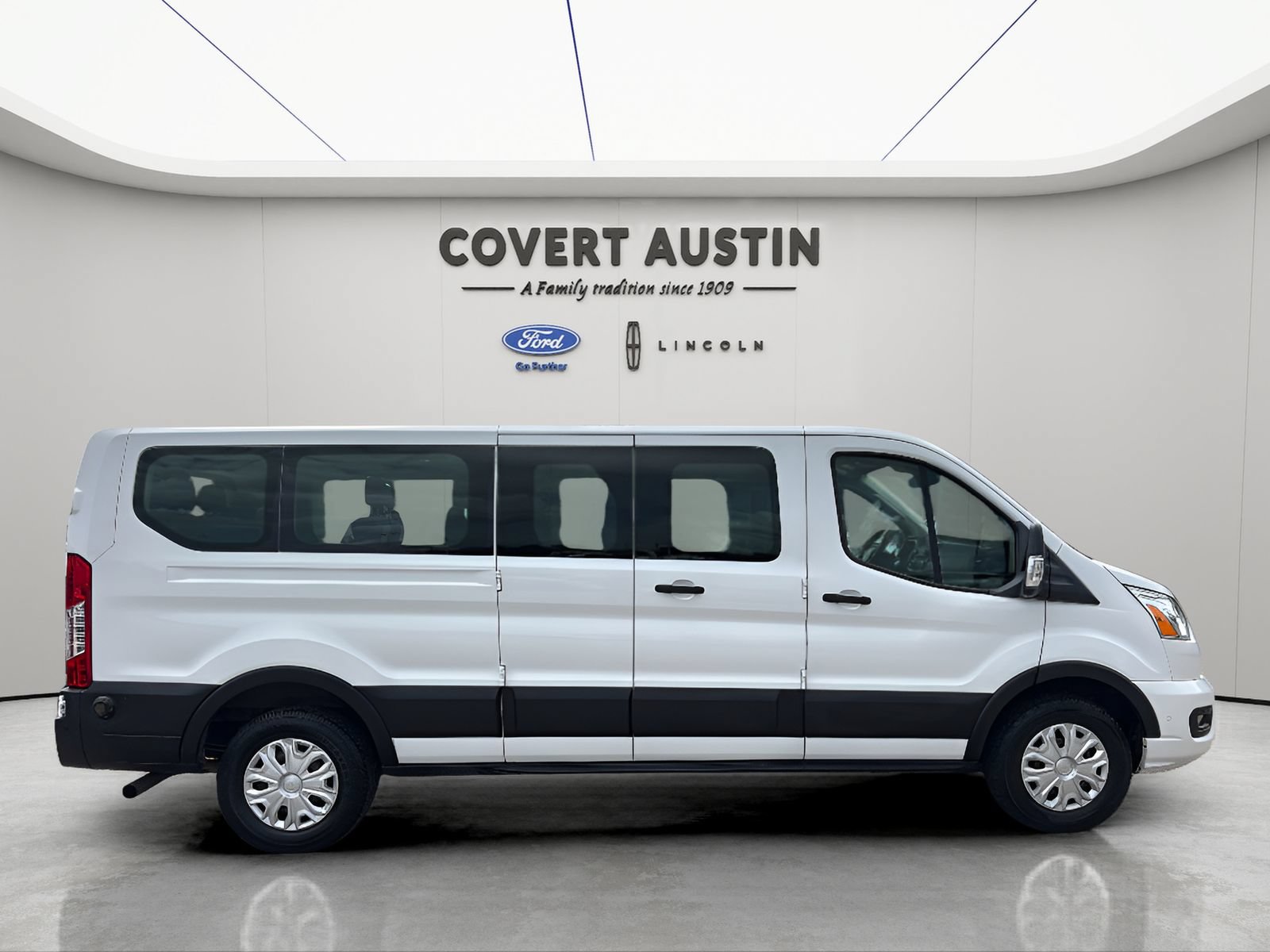 Used 2020 Ford Transit 350 XLT RWD image 6