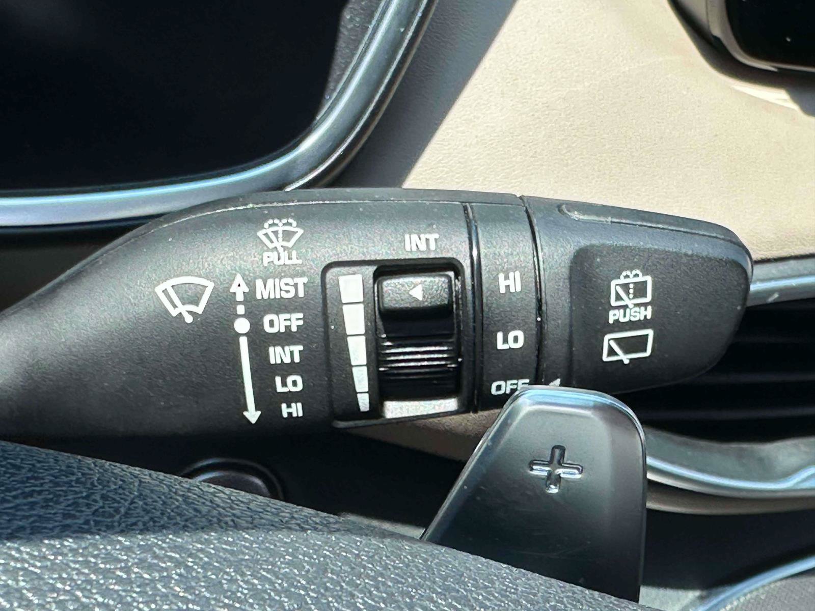 Used 2022 Hyundai Santa Fe SEL AWD/4WD image 22