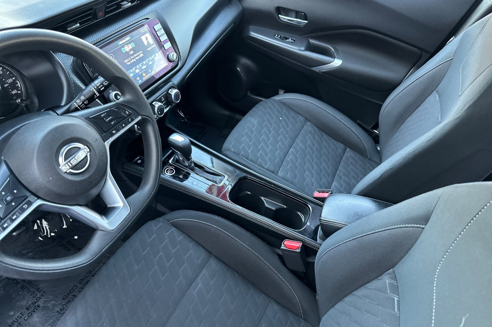 Used 2023 Nissan Kicks SV image 10