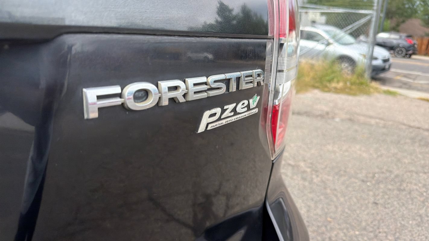 Used 2014 Subaru Forester 2.5i Premium AWD/4WD image 24