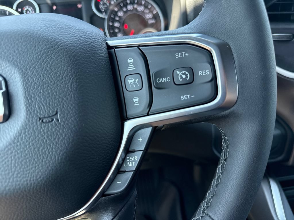 New 2026 RAM 2500 Big Horn AWD/4WD image 16