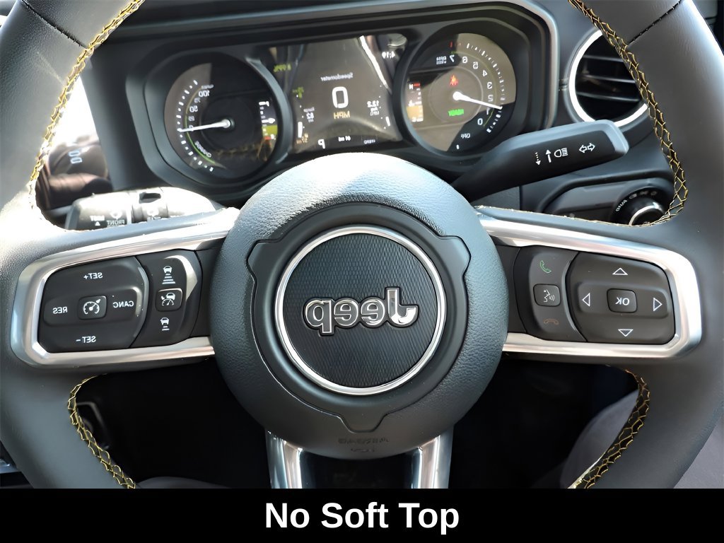 New 2024 Jeep Wrangler Unlimited Sahara w/ Technology Group AWD/4WD image 32
