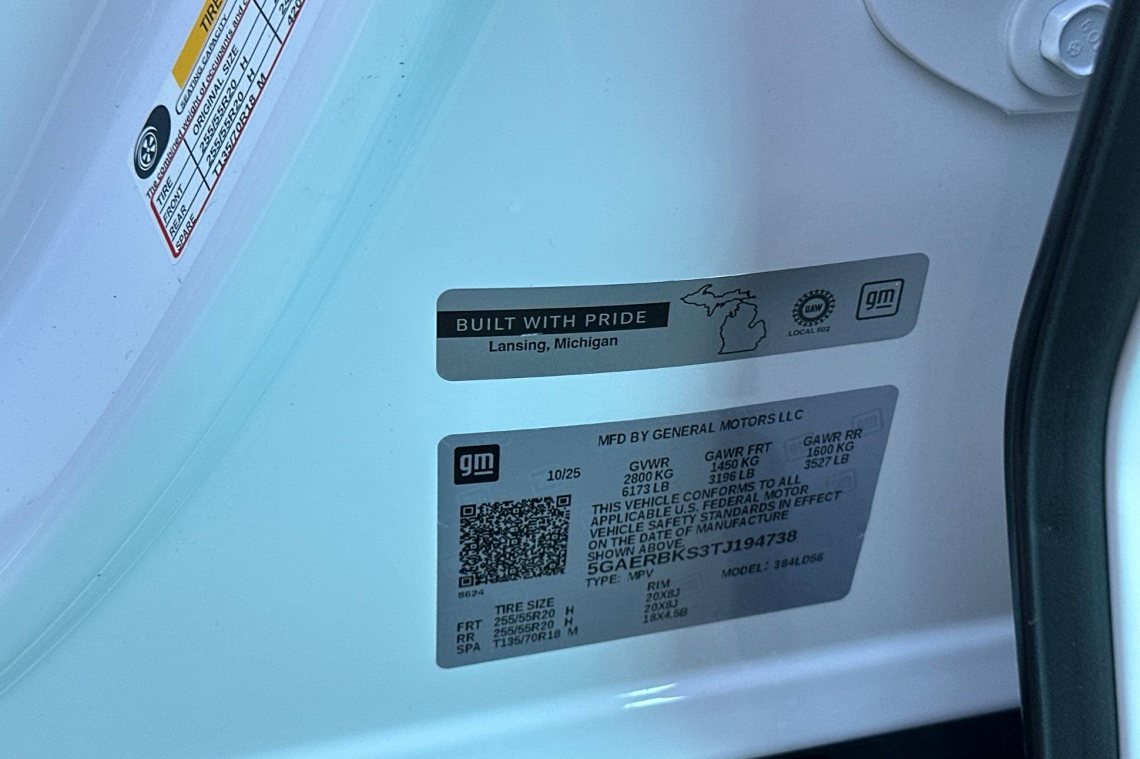 New 2026 Buick Enclave Sport Touring w/ Power Package image 24