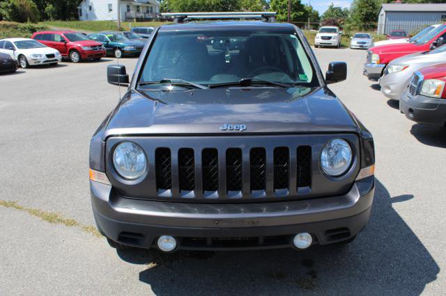 Used 2016 Jeep Patriot Sport image 4