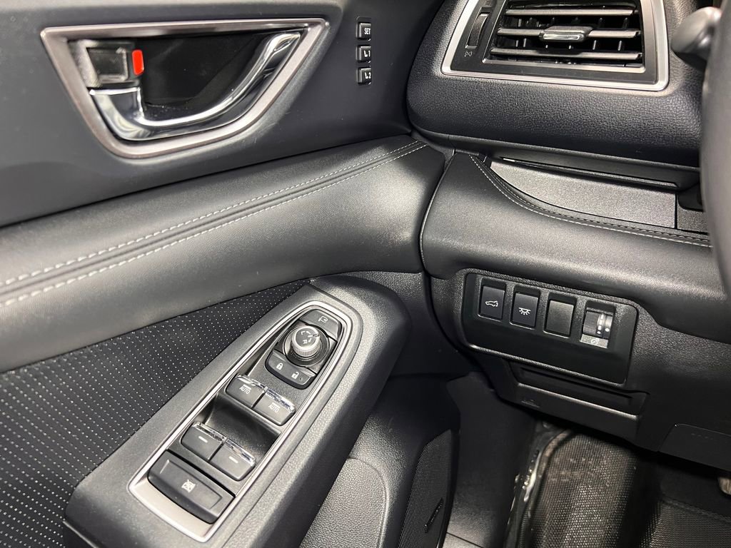 Used 2023 Subaru Ascent Limited w/ Technology Package image 16