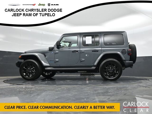 Used 2025 Jeep Wrangler Sahara image 55
