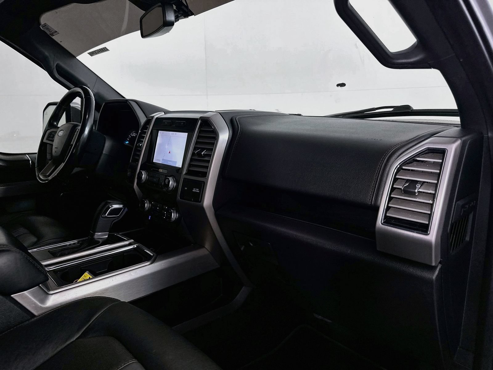 Used 2019 Ford F150 Platinum AWD/4WD image 26