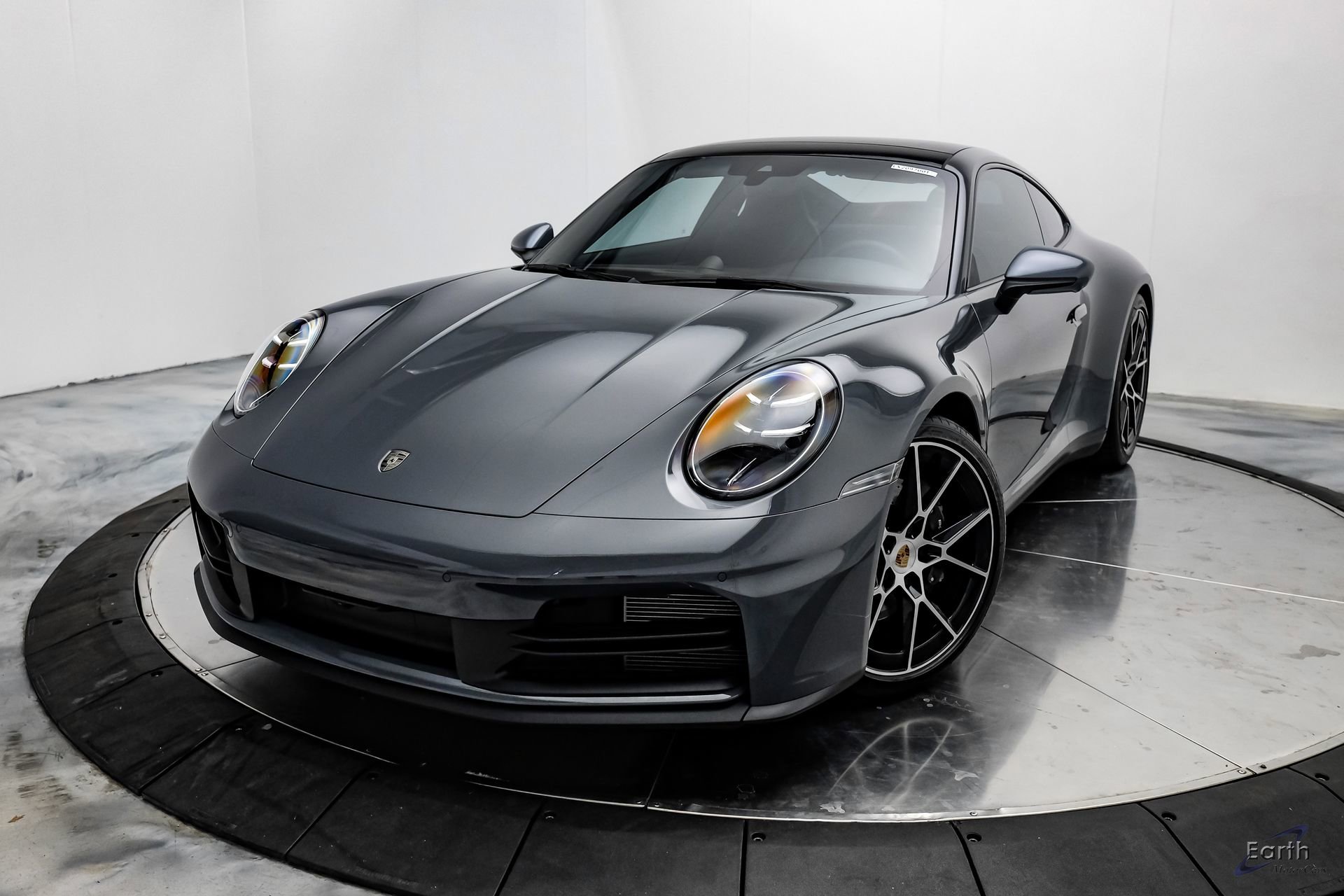 Used 2025 Porsche 911 Carrera T image 3