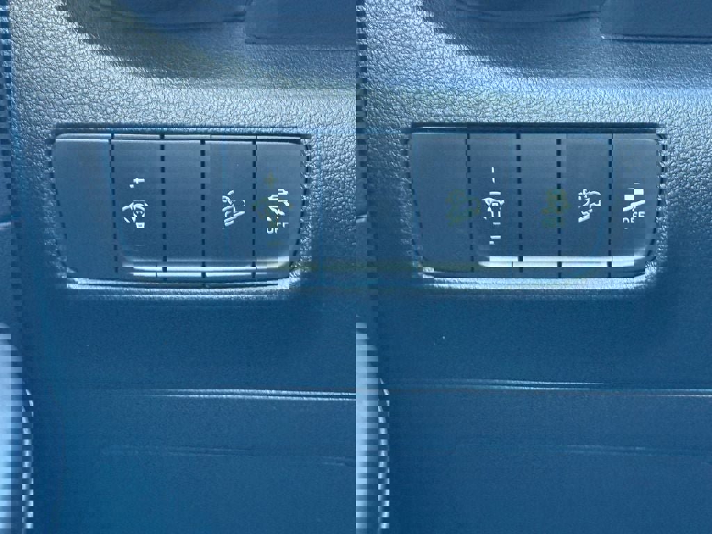 Used 2022 Hyundai Kona SEL w/ Cargo Package image 19