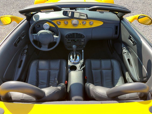 Used 2002 Chrysler Prowler image 18