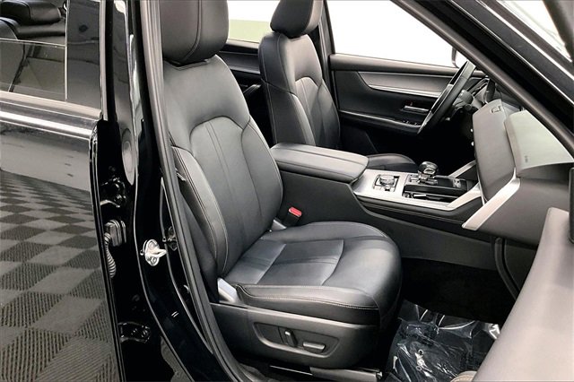 Used 2025 MAZDA CX-90 3.3 Turbo w/ Preferred Package image 7