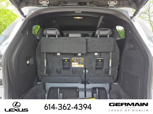Used 2025 Toyota Sienna XSE w/ XSE Plus Package AWD/4WD image 27