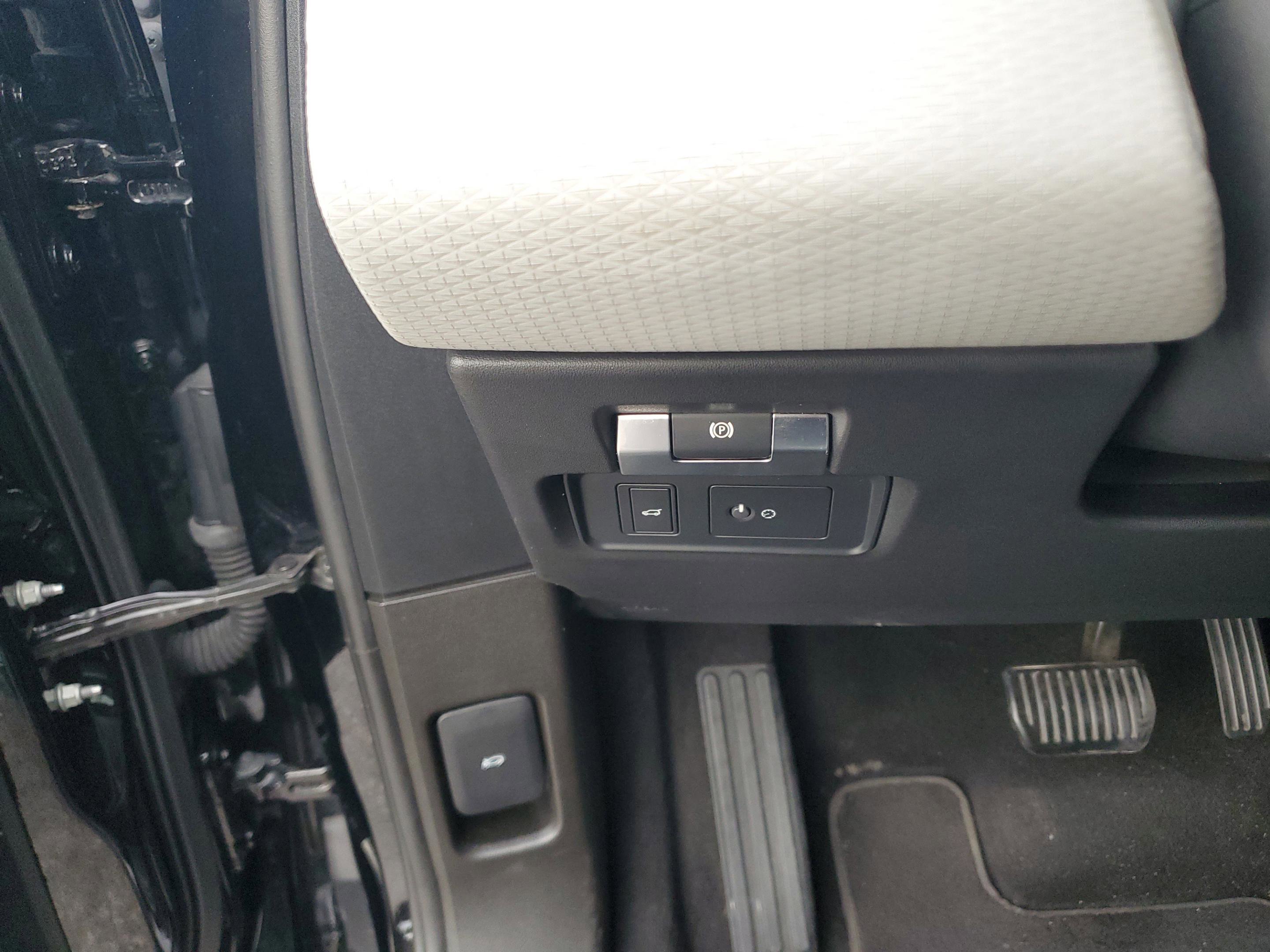 Used 2020 Land Rover Range Rover Evoque S AWD/4WD image 26