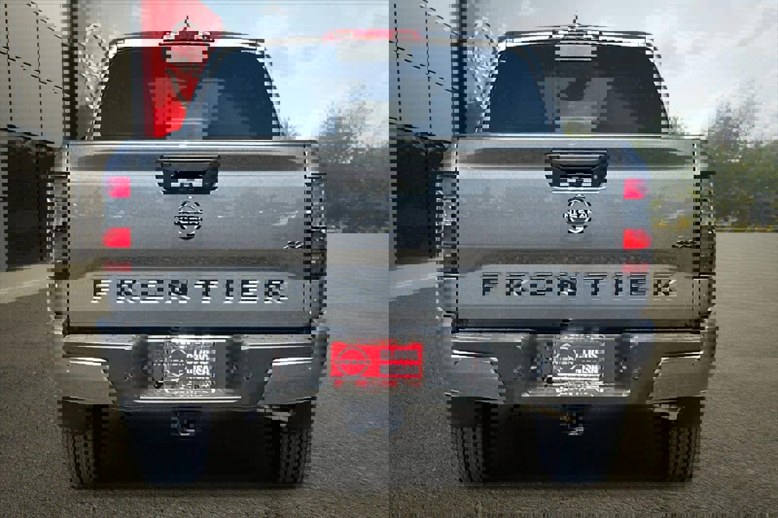 New 2026 Nissan Frontier SV image 8