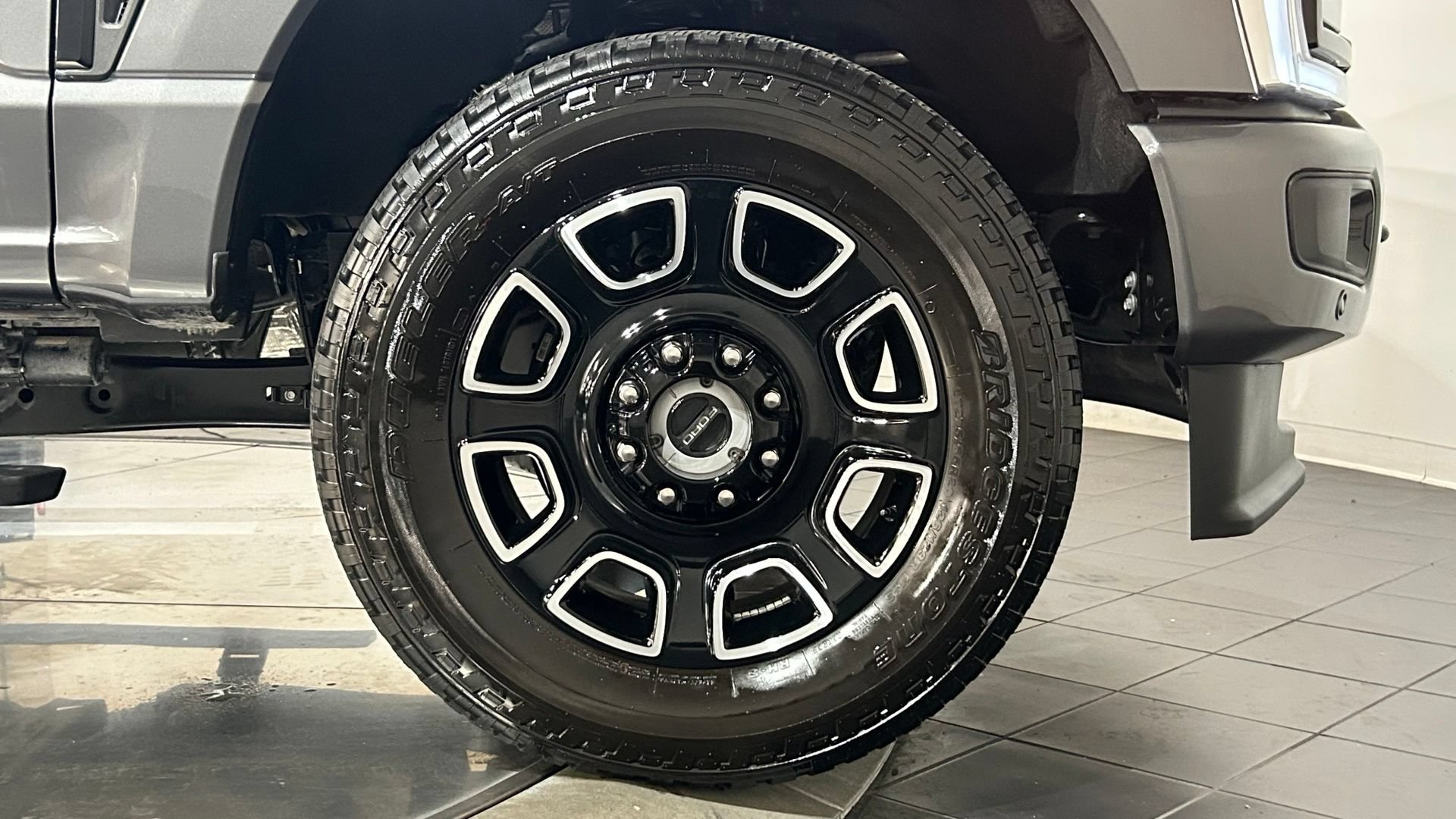 Used 2026 Ford F250 Platinum w/ FX4 Off-Road Package AWD/4WD image 26