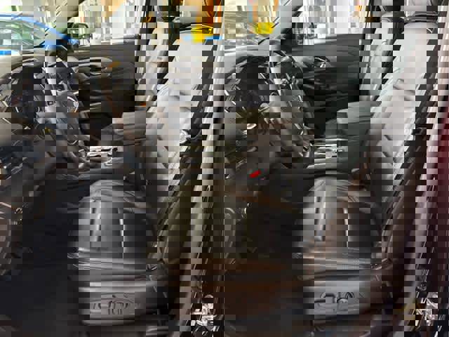 Used 2023 Chevrolet Traverse LT image 22