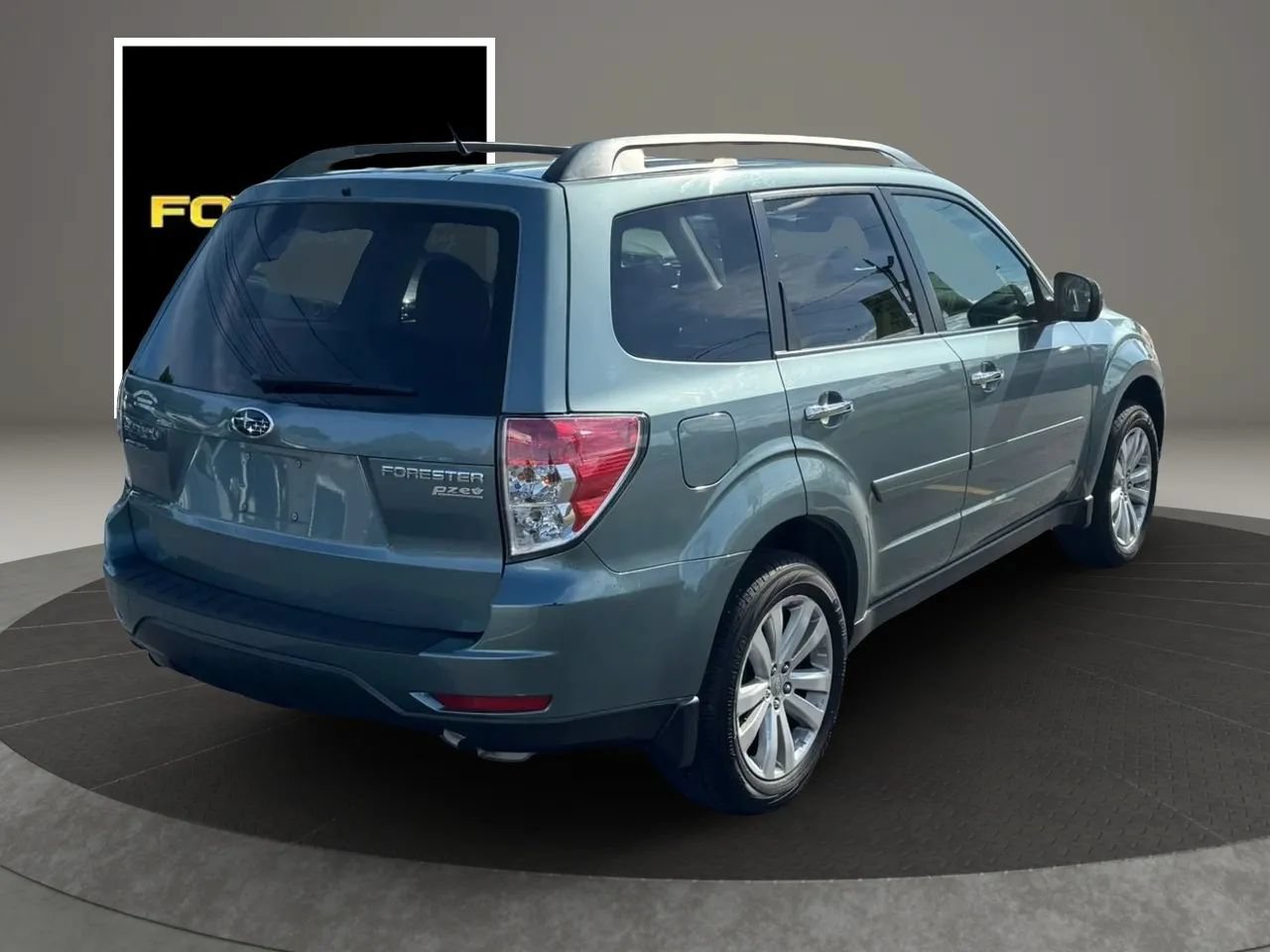 Used 2012 Subaru Forester 2.5X Premium w/ All-Weather Pkg AWD/4WD image 5