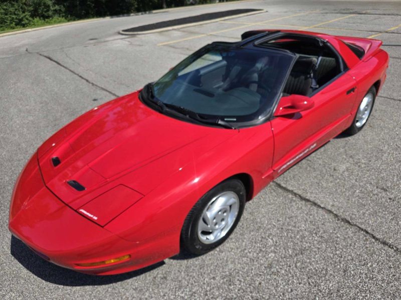 Used 1994 Pontiac Firebird Formula RWD image 1