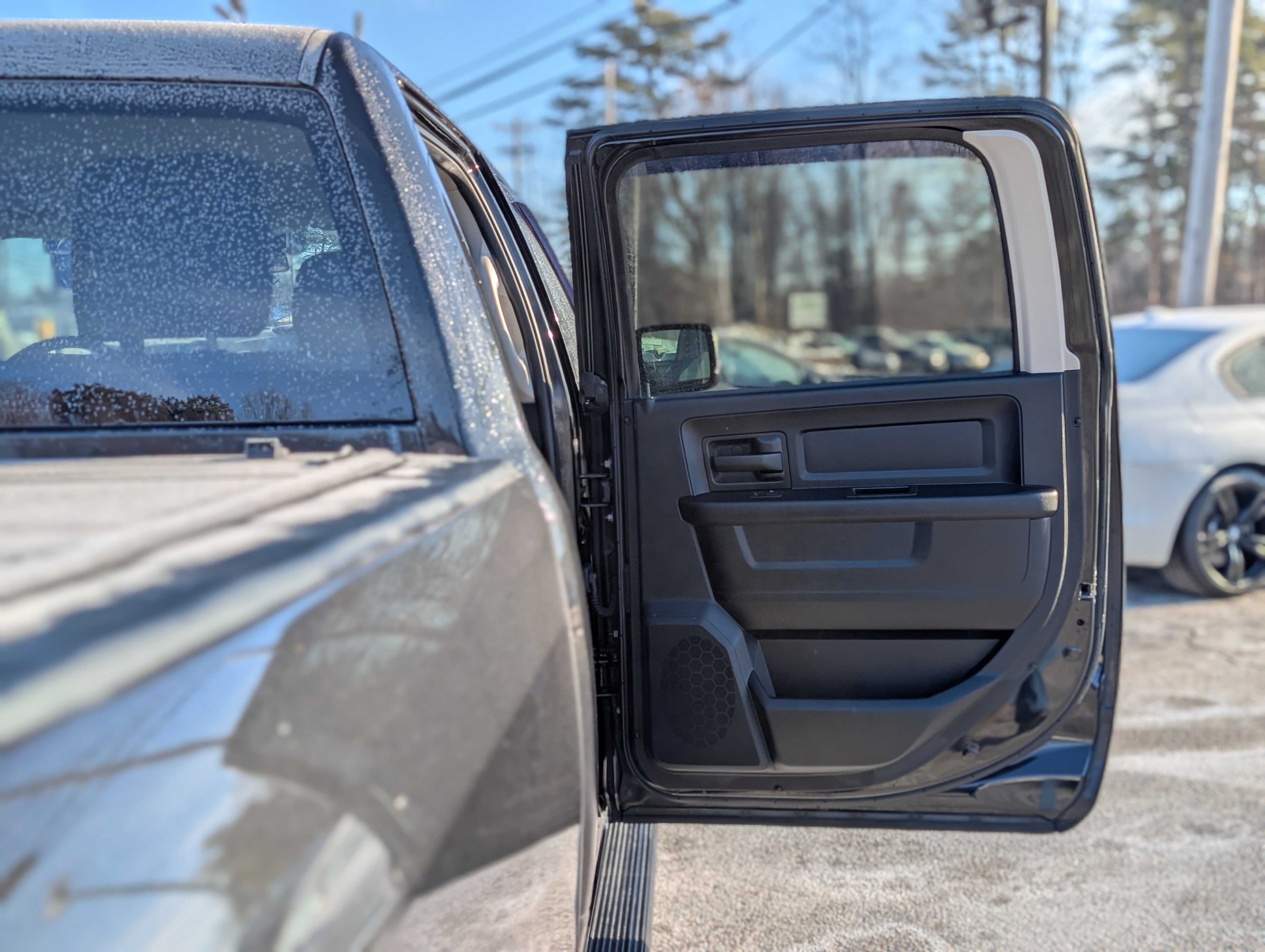 Used 2017 RAM 1500 Express w/ Black Ram 1500 Express Group image 36