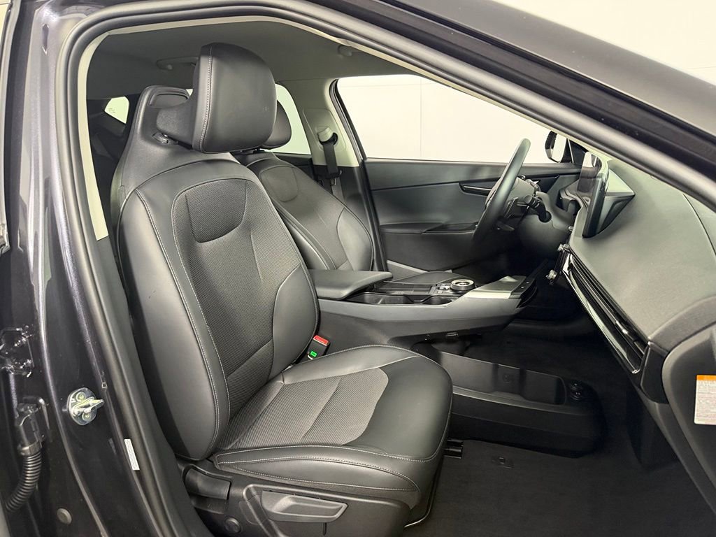 Used 2025 Kia EV6 Light RWD image 29