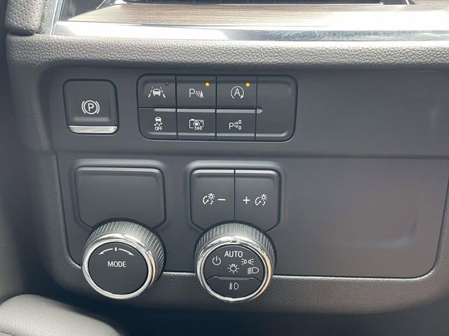 Certified 2025 Chevrolet Tahoe Premier RWD image 20