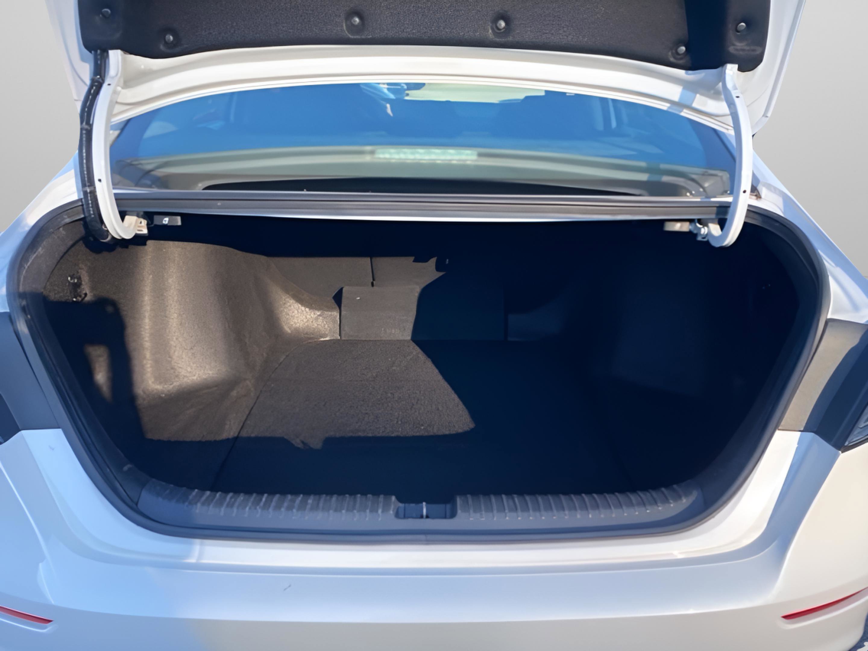 Used 2024 Honda Accord EX image 34