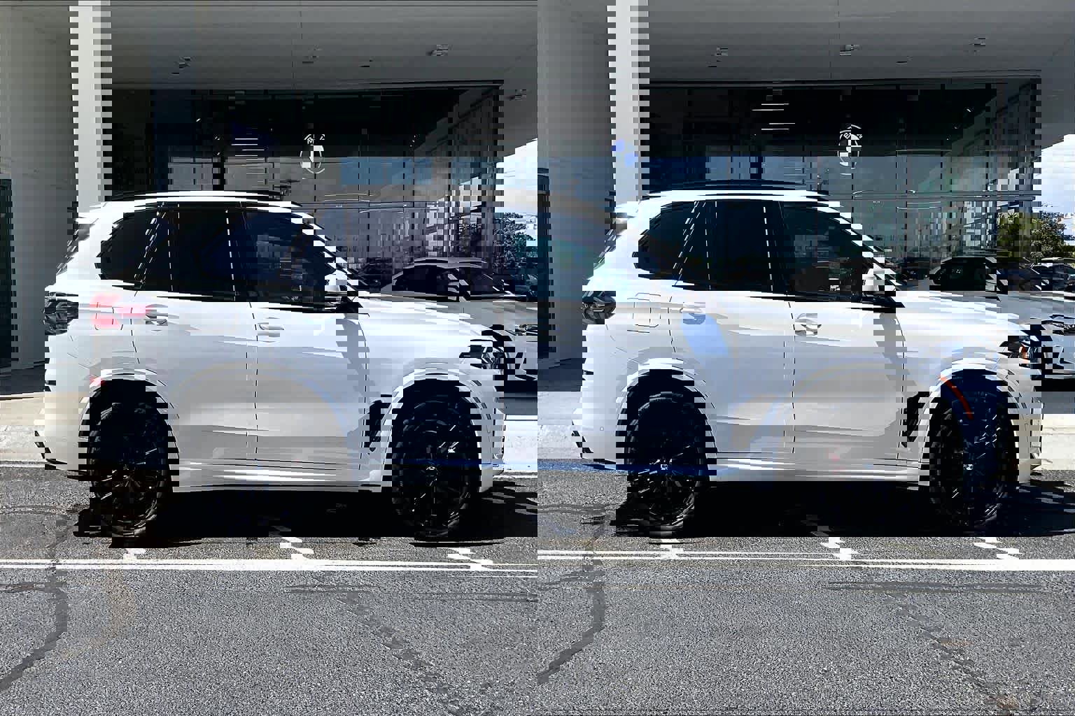 Certified 2026 BMW X5 sDrive40i w/ M Sport Package image 33