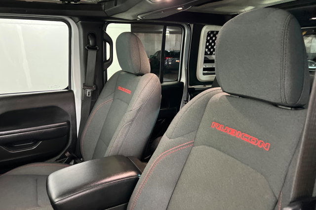 Used 2024 Jeep Wrangler Unlimited Rubicon w/ Technology Group image 16