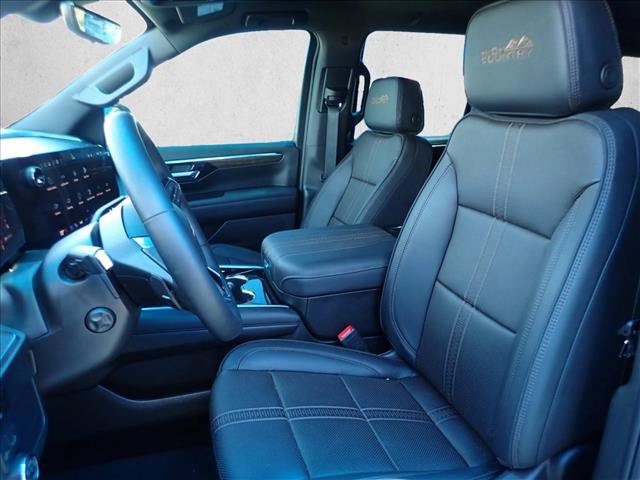 New 2026 Chevrolet Tahoe High Country AWD/4WD image 13