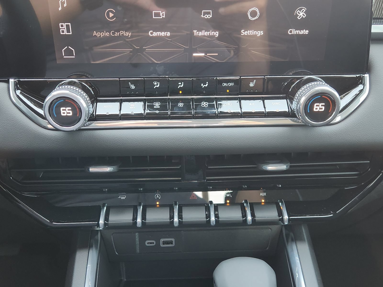 New 2026 GMC Canyon Elevation w/ Convenience Package RWD image 22