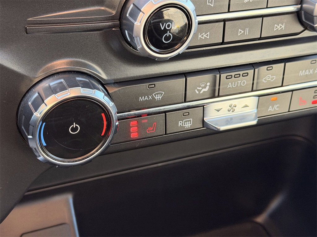 Used 2022 Ford F150 XLT w/ Equipment Group 302A High image 26