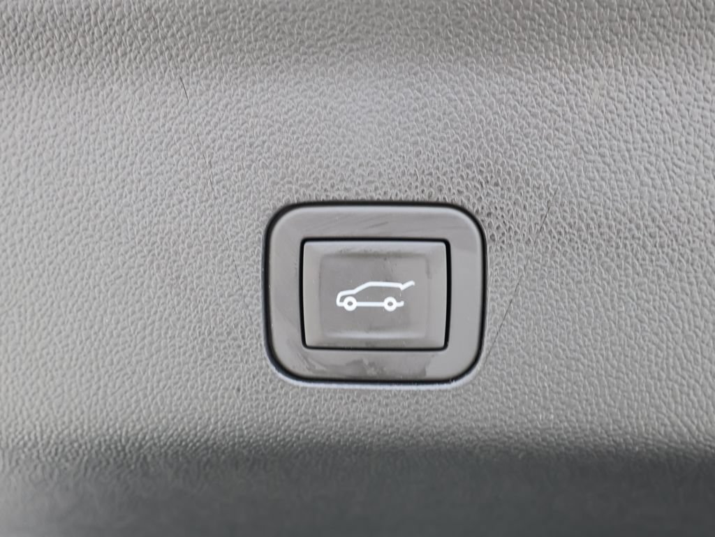 New 2026 Chevrolet Suburban High Country AWD/4WD image 39